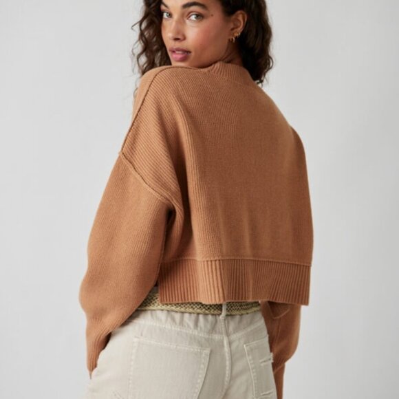 Free People Easy Street Crop Pullover oversized New with tags! Camel - Picture 3 of 14